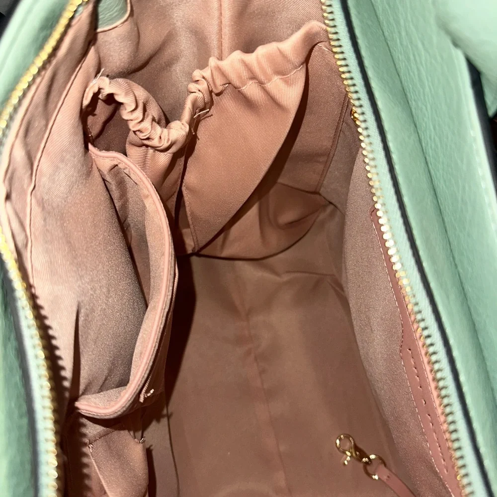Poppy and Peonies Go-Getter Tote Mint - Picture 3 of 5